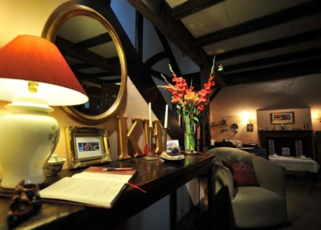 Kester House Hurst Green  Extérieur photo